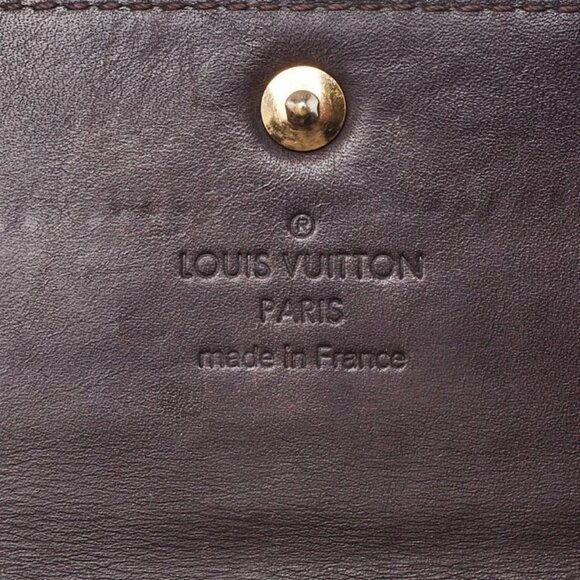 Louis Vuitton Amarante Monogram Vernis Sarah Wallet - Picture 6 of 9